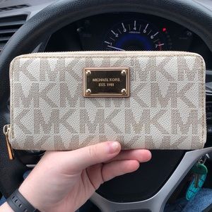 Michael Kors wallet
